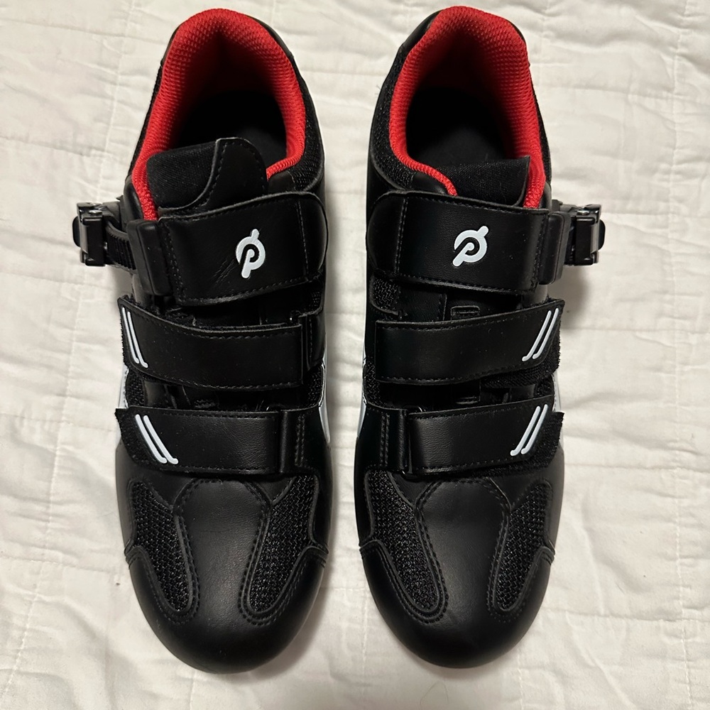 Peloton bike shoes size 40